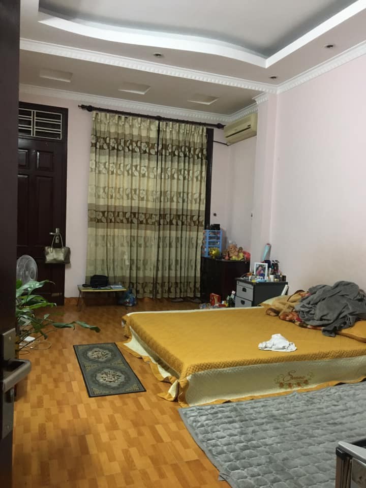 Bán nhà phố Hoàng Mai, cách ô tô 5m, bãi gửi xe ô tô, 60m2 x 4 tầng