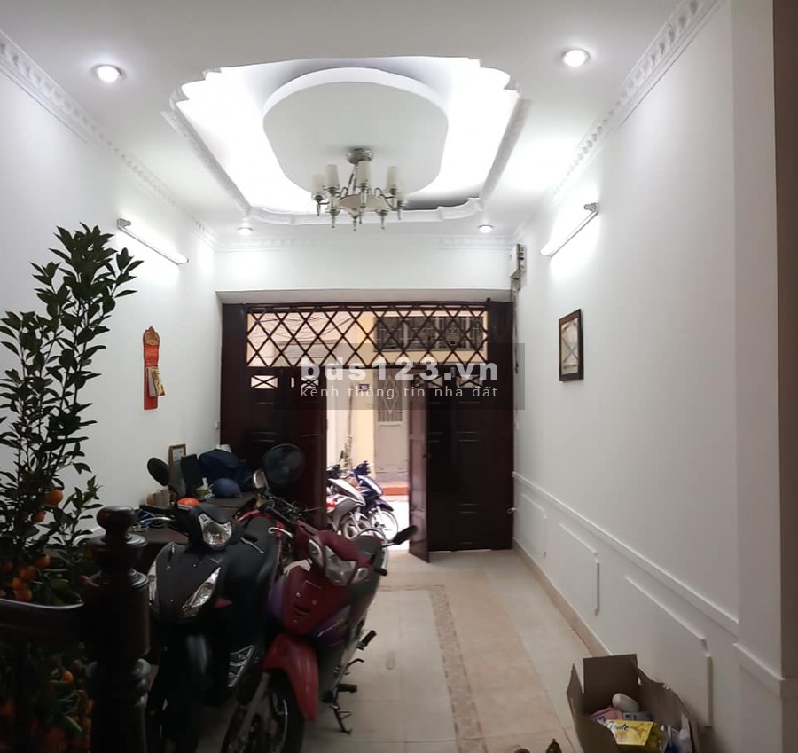 BÁN NHÀ PHÂN LÔ MAI DỊCH, ÔTÔ ĐỖ CỬA, NỘI THẤT GỖ CỰC ĐẸP, CHỈ 7,9 TỶ(Lh: 0368422168)