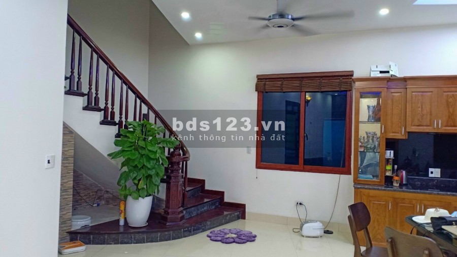 Bán nhà phố Tân Kim, ph Tân Bình, TP HD, 86.4m2, mt 4m, 2 tầng 1 tum, giá cực tố