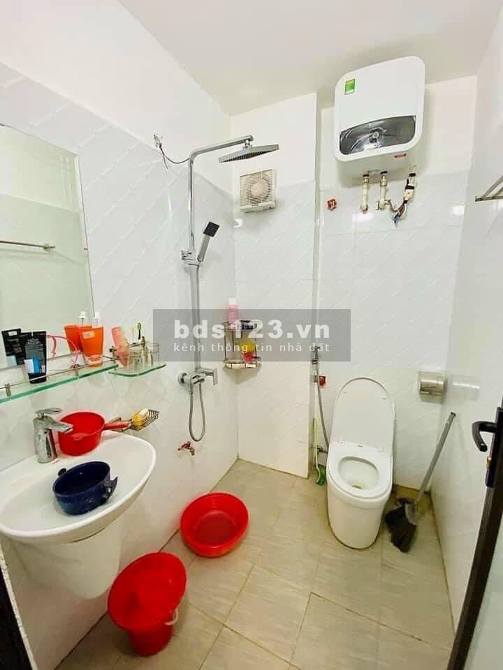 Bán nhà Văn Chương ,an sinh đỉnh,dân trí cao ,28m2,2.6 tỷ