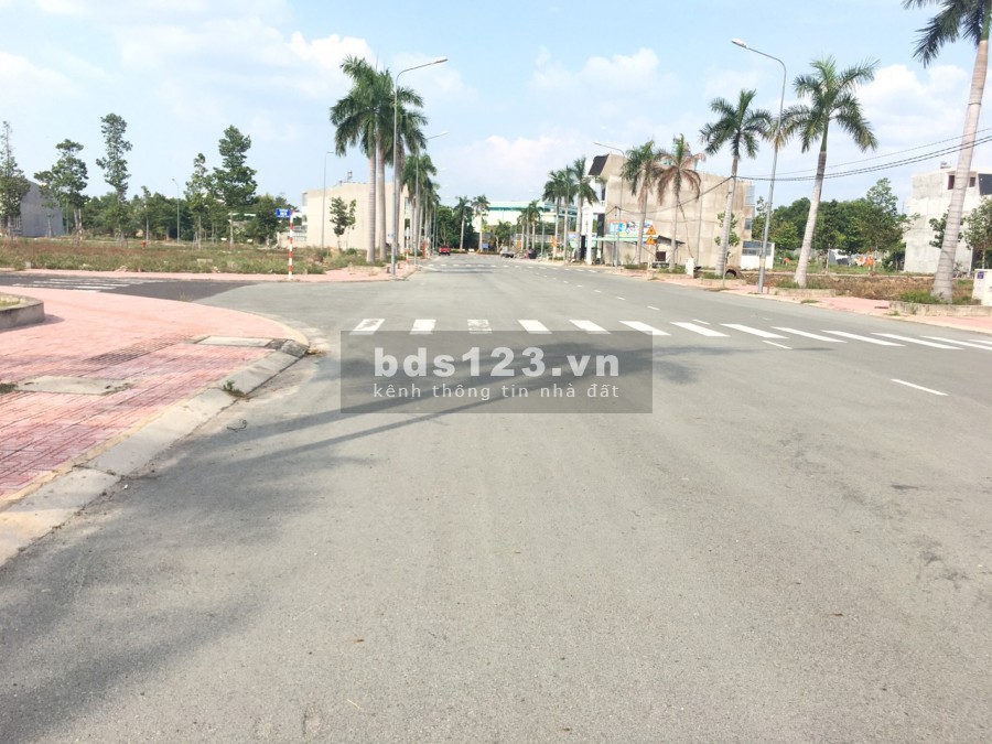 CHÍNH CHỦ, cần bán GẤP 250m2 ĐẤT THỔ CƯ- SỔ RIÊNG - ĐỐI diện trường cấp 2- BẾN CÁT - BD