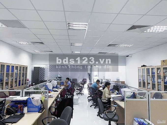 Cho thuê mặt bằng văn phòng 120m2 16 triệu tại Khuất Duy Tiến, Thanh Xuân, Hà Nội.