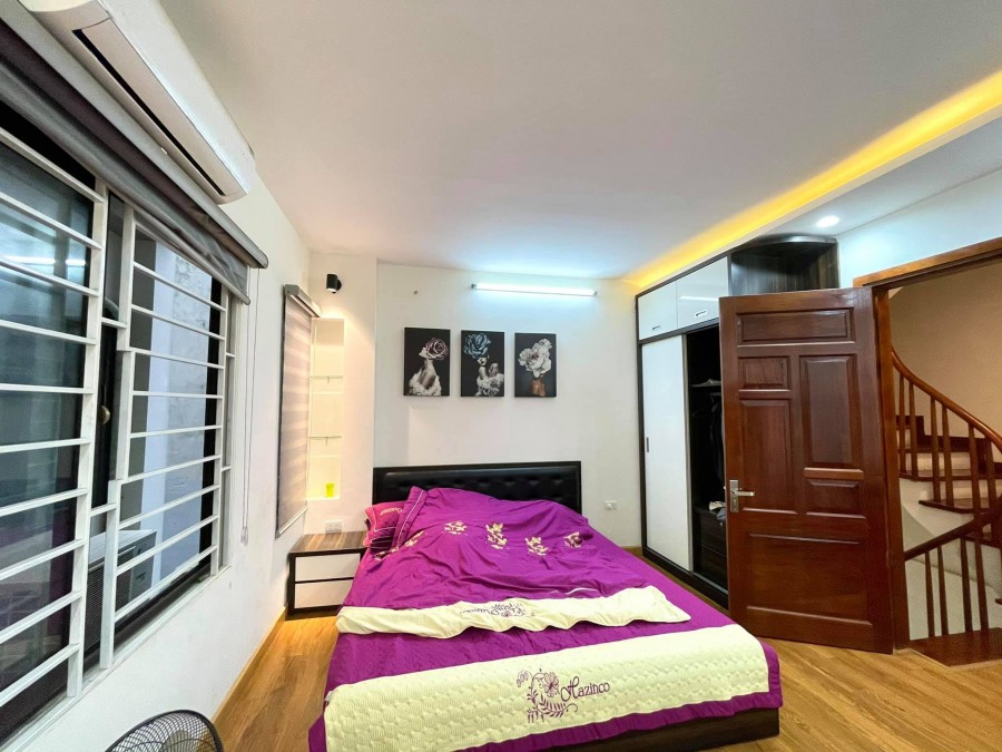 Hiếm! Bán nhà vị trí vàng đường Hoàng Công Chất 50mx4T MT 4m, đường nhựa ô tô 45 chỗ tránh, thiết kế hiện đại, kinh doanh các loại hình