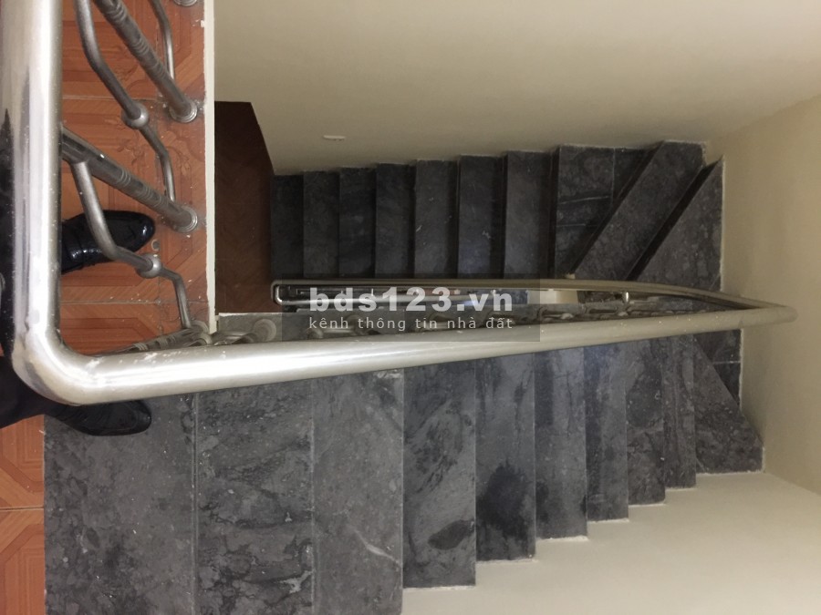 Bán nhà tổ 14 Ngô Quyền Hà Đông 50m2, giá 4,5 tỷ, 4 tầng, 1 tum. Lh: 0374393926