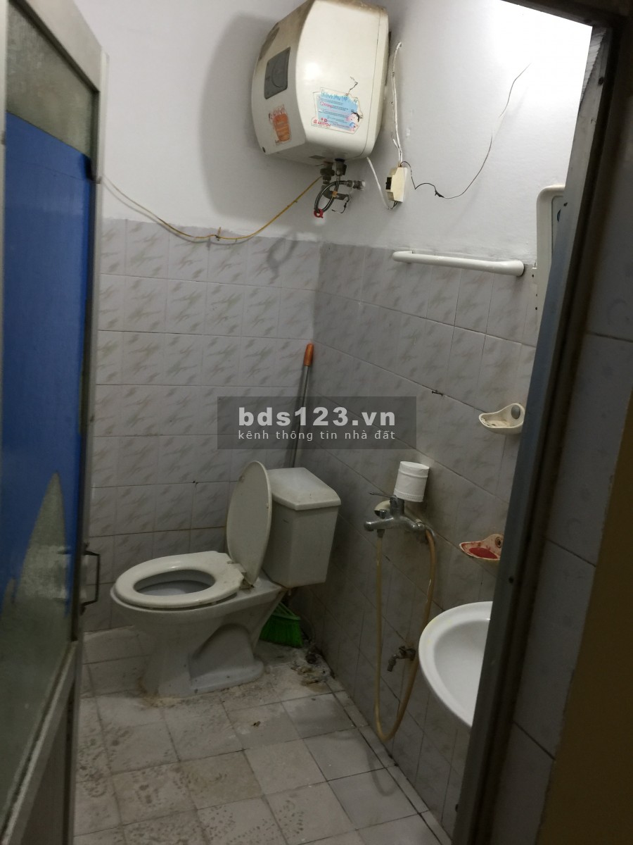 Bán nhà tổ 14 Ngô Quyền Hà Đông 50m2, giá 4,5 tỷ, 4 tầng, 1 tum. Lh: 0374393926