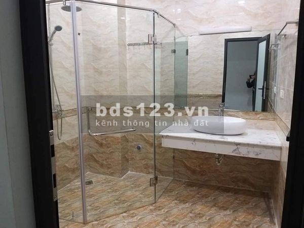 Tuyệt Phẩm đây rồi Thang máy vừa ở vừa cho thuê dòng tiền Gần phố Thoáng trước sau