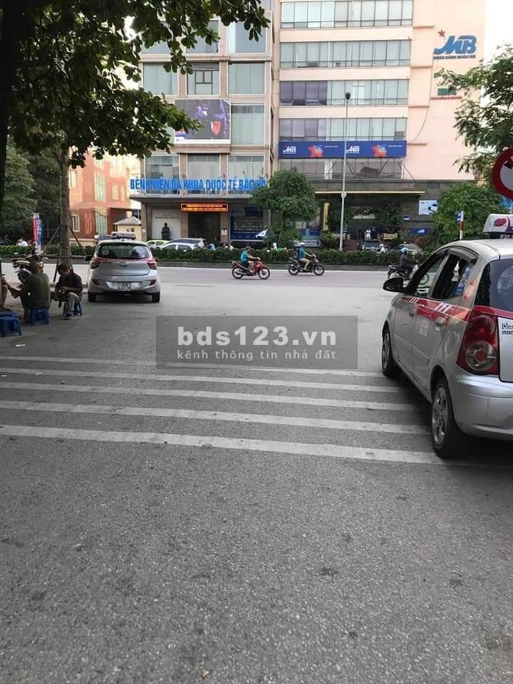 Chính chủ bán gấp nhà Nguyễn Văn Cừ, Long Biên, Hà Nội.
