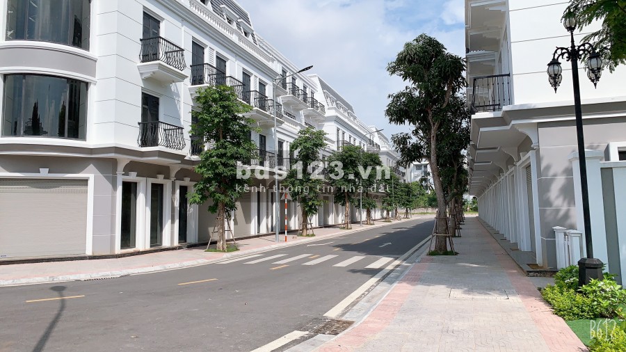 Bán Nhà Phố Thương Mại Vincom Shophouse Thái Hòa, Nghệ An