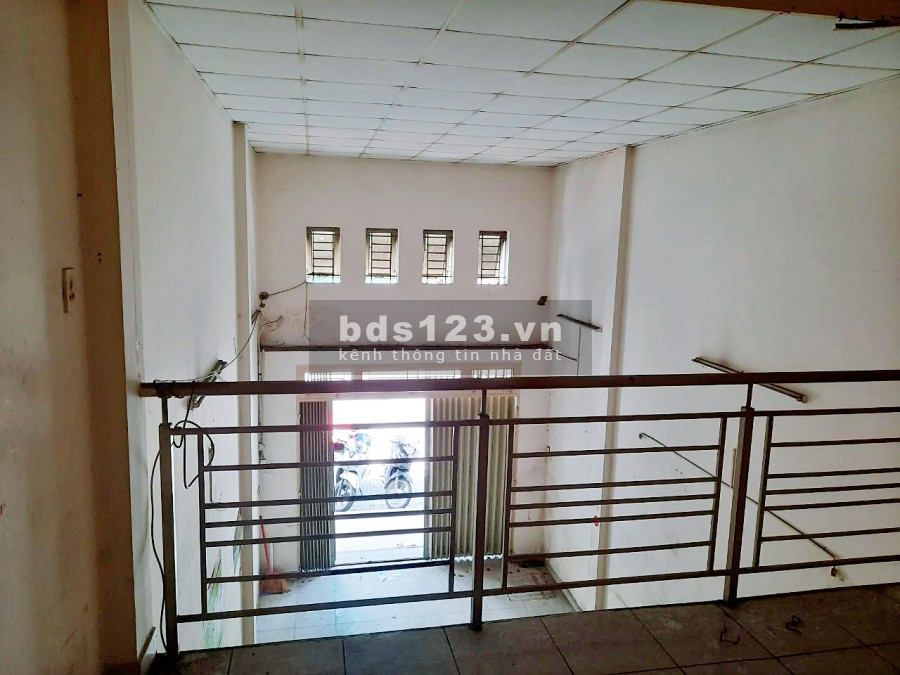 Cho Thuê Nhà MTKD Vườn Lài Q.Tân Phú dt 4x17.5m giá 15 tr/tháng