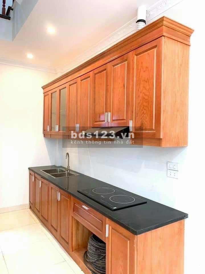 Bán nhà đẹp Phú Đô , nhà Hiếm , gần chợ , an ninh tốt , ở ngay 30m2 , hơn 3 tỷ .
