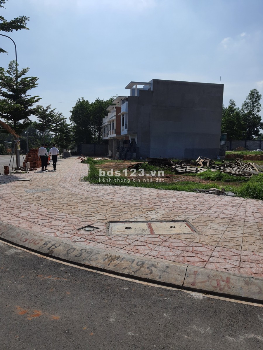 Còn mấy nền đất giá rẻ gần Đại học Việt Đức cho các nhà đầu tư