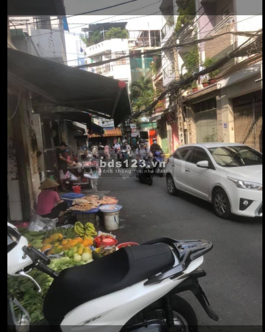 Nhà Thuê 4x10M HXH CMT8 Q10. Thông Ra Cao Thắng Giá 22 triệu