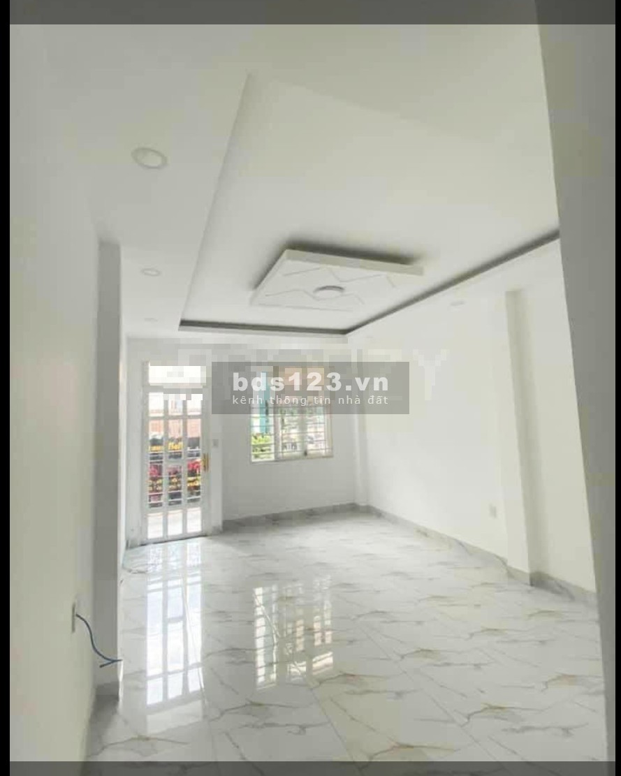 Nhà Thuê 4x10M HXH CMT8 Q10. Thông Ra Cao Thắng Giá 22 triệu