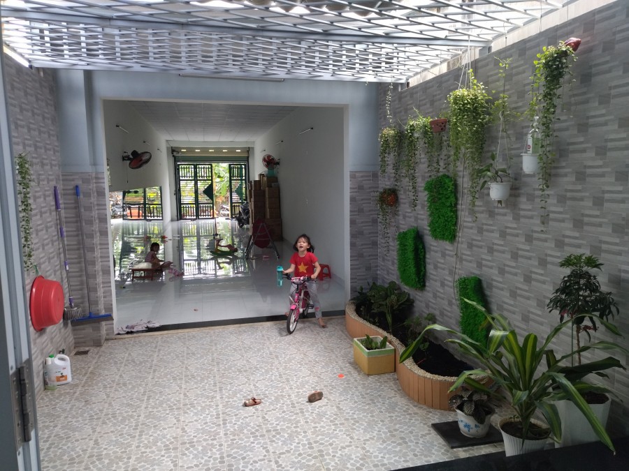 Bán Nhà P.Tân Biên, sau BV Âu Cơ, 191 m2 , Đường ô tô, Chỉ 3.7 tỷ