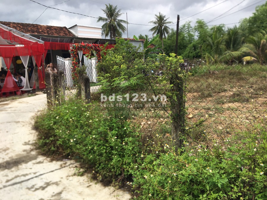 Đất 2 mặt tiền Ninh Giang - Ninh Hòa giá tốt