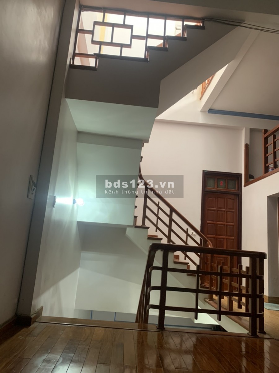 Bán nhà mặt phố 247 đường Lê Thanh, phường Bắc Cường, TP Lào Cai