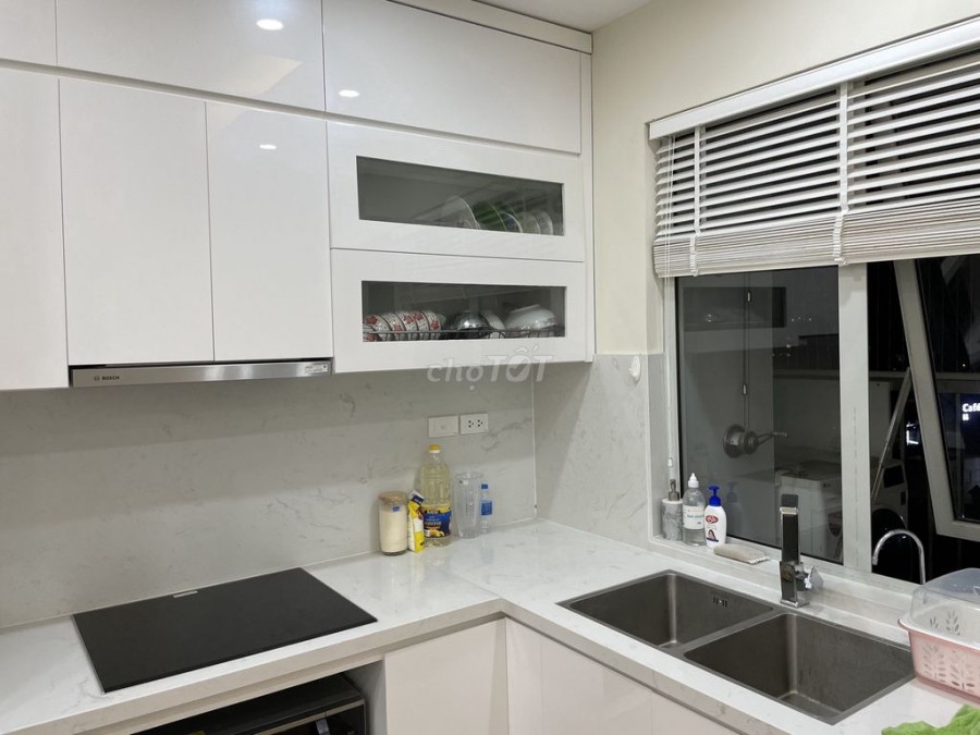 Cần bán căn hộ 2PN chung cư 536A Minh Khai cạnh Times City full đồ