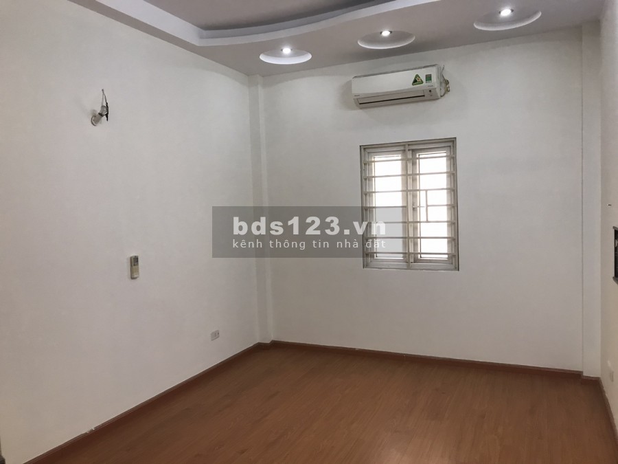 BÁN NHÀ 65M2 NGÕ 266 NGUYỄN VĂN CỪ