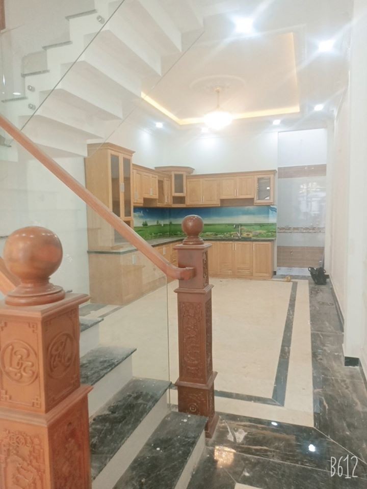 Bán nhà Mặt Tiền đường Lê Lâm Quận Tân Phú 4.5x20m 3 lầu chỉ 10.2 tỷ