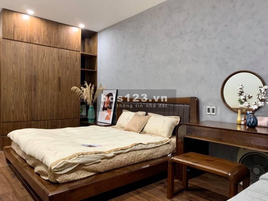 Bán nhà Ô TÔ ĐỖ CỬA & LÔ GÓC quận Thanh Xuân 73m2, 5.9 tỷ.