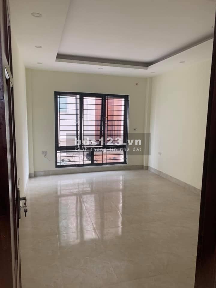 Bán Nhà Vĩnh Hưng, Hoàng Mai, Ngõ rộng chỉ 40m ra đường Vĩnh Hưng, 33m^2, 1 tỷ 8