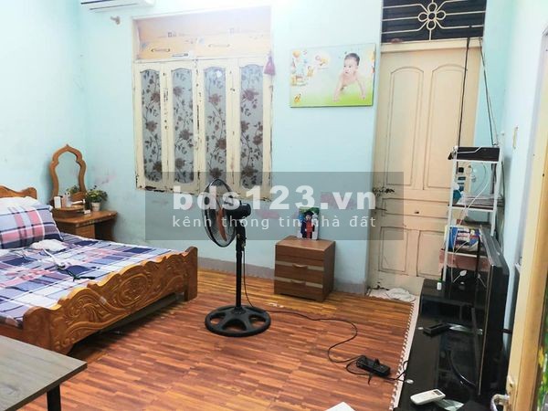 Bán nhà Lĩnh Nam mặt tiền 5m. diện tích 49m. GIÁ 3.2 tỷ