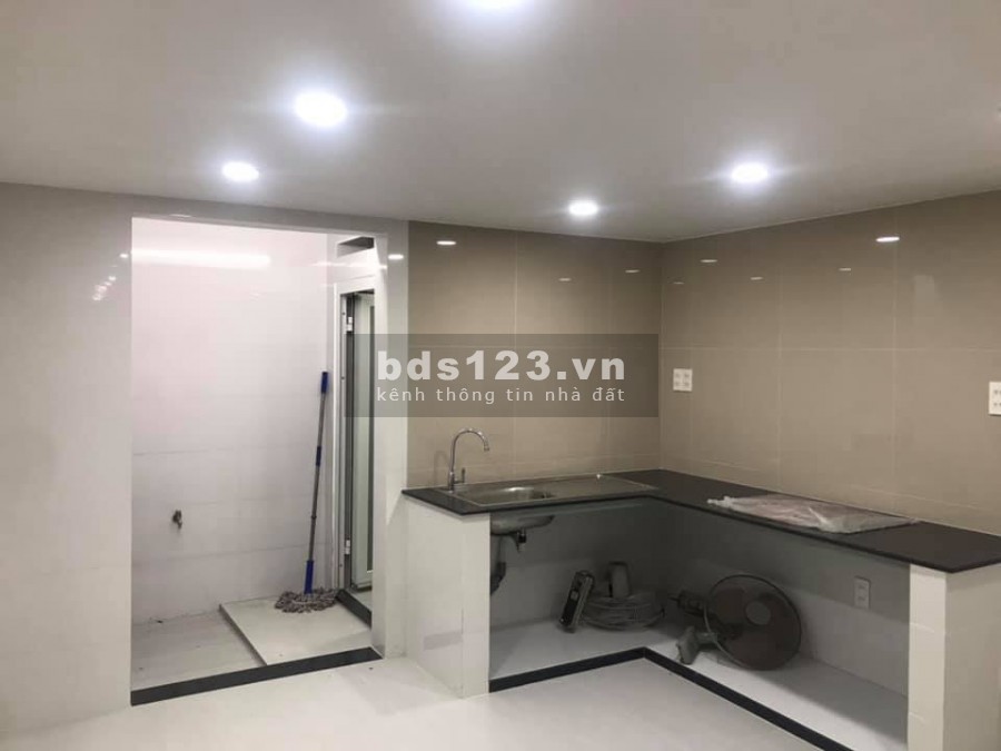 Chỉ 60 triệu 1m2 hẻm xe hơi 595 đường Cách Mạng Tháng Tám Quận 10