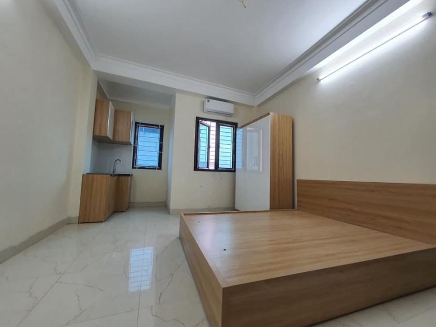 7 TẦNG THANG MÁY XỊN SÒ PHỐ NGUYỄN VĂN CỪ LONG BIÊN KINH DOANH ĐỈNH Ô TÔ VÀO NHÀ