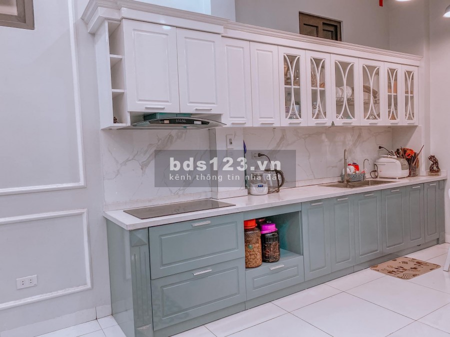 Bán nhà Nguyễn Văn Cừ, 36m2, 5 tầng đẹp long lanh, ngõ nông, ô tô đỗ cửa, chỉ 3.65 tỷ.0967182629