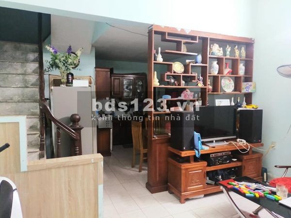 Bán nhà Lĩnh Nam mặt tiền 5m. diện tích 49m. GIÁ 3.2 tỷ