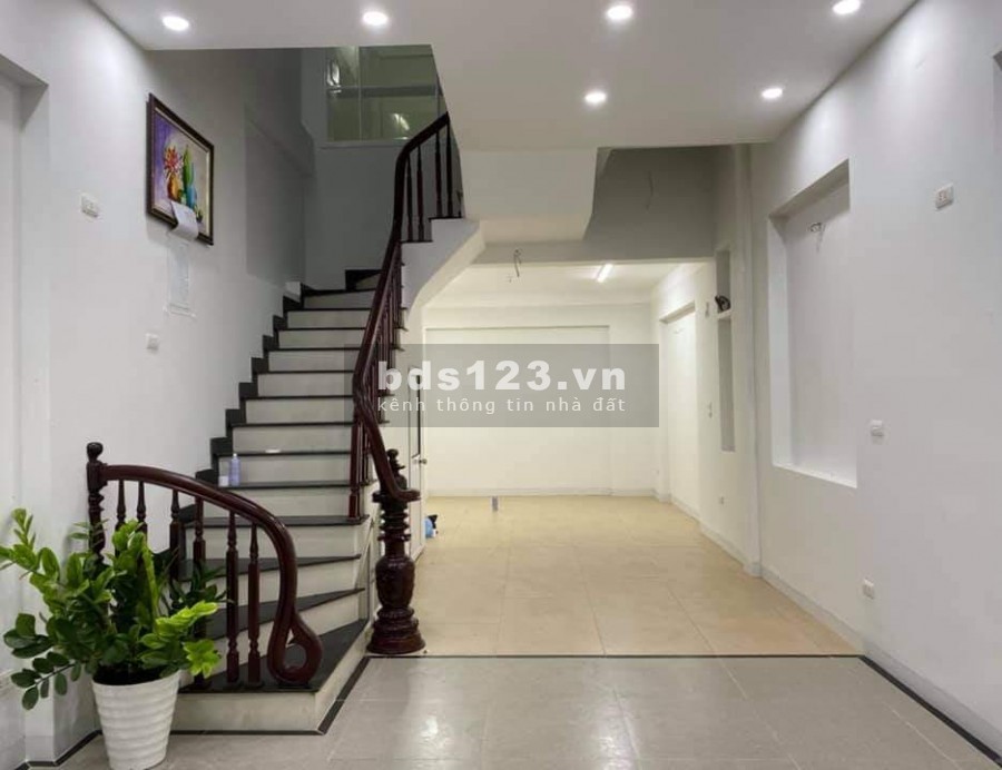 Nhà 50m 6T đất phân lô dịch vụ Xa La vỉa hè ô tô tránh kinh doanh đỉnh giá 6,9 tỷ