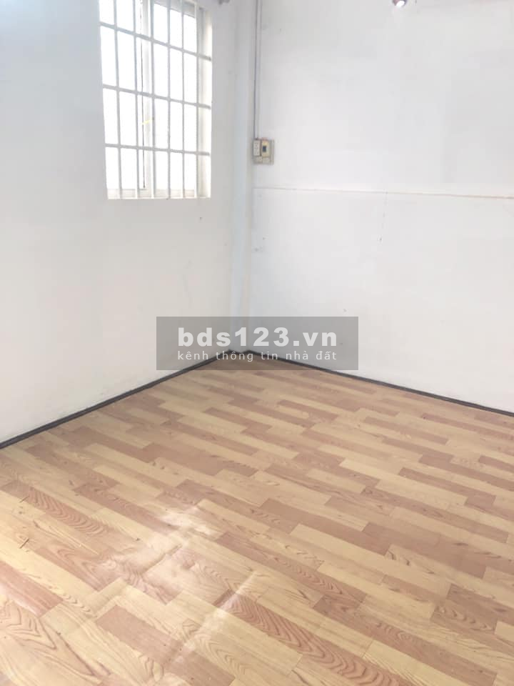 Bán gấp nhà Lý Thái Tổ 34m2, Quận 10, giá rẻ chỉ 5 tỷ (Thương lượng)