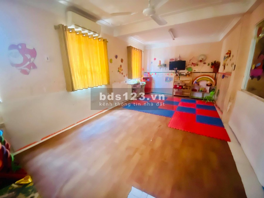 CÔ VY BÁN GẤP NHÀ ĐẸP KIM GIANG, MT KHỦNG 11M, DT 203M CHỈ VỚI 19 TỶ