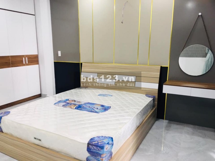 Bán Nhà Quận 5 mặt tiền khu kinh doanh ngày lẫn đêm Gía 15.5 Tỷ