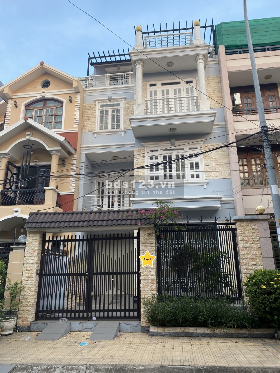 Nhà Đẹp Bình Lợi 7x20 Trệt 3Lầu 7P 7WC Giá 28Tr/th