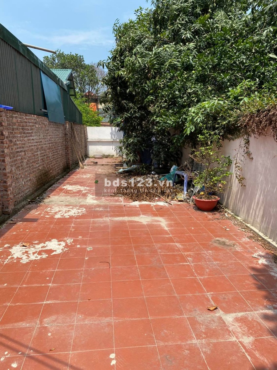 Bán đất Đa Tốn Cạnh chợ Bún 77m2 ô tô nhỏ vào Vuông đét. LH 0982852808