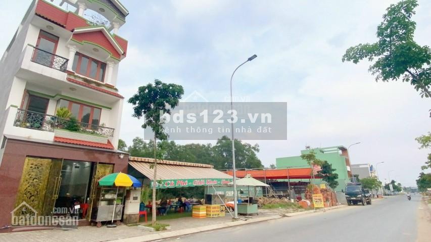 Bán đất 130m2, SHR, đường nhựa trước nhà 16m, xã Phạm Văn Hai, Huyện Bình Chánh