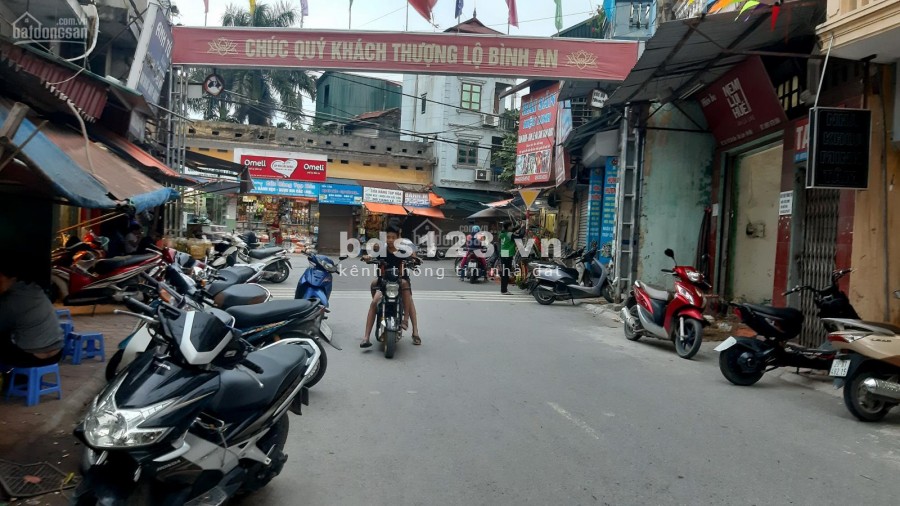 Bán đất Đa Tốn Cạnh chợ Bún 77m2 ô tô nhỏ vào Vuông đét. LH 0982852808