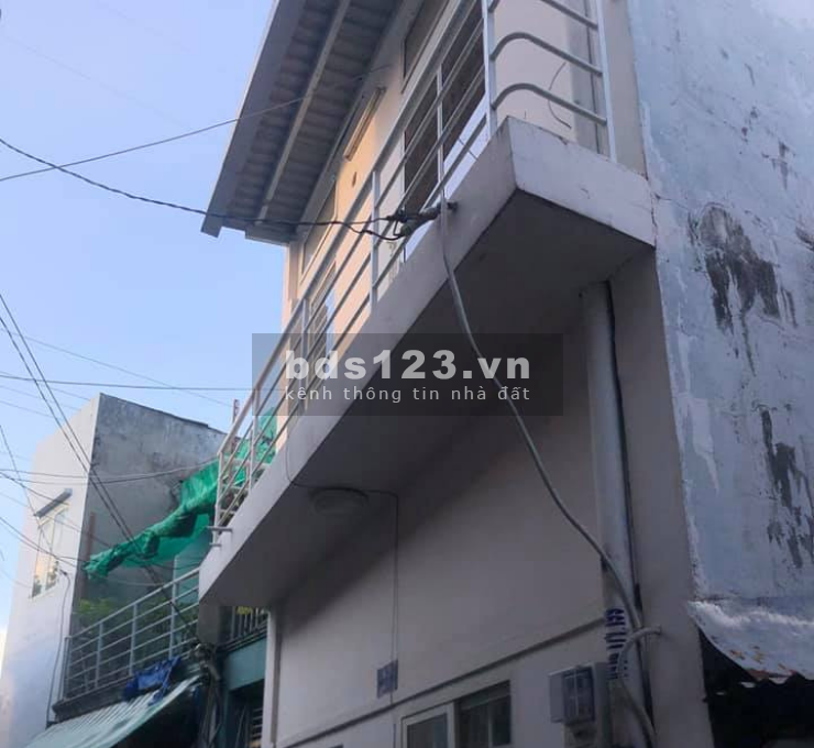 Bán nhà 5m MT Phạm Văn Đồng, P.11, BT 24m2(4.5x5) chỉ 2,8 tỷ TL