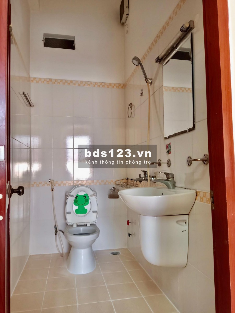 Tân Bình Cho thuê 5 triệu nguyên một lầu, Mặt tiền nhìn xuống đường nội bộ khu phân lô