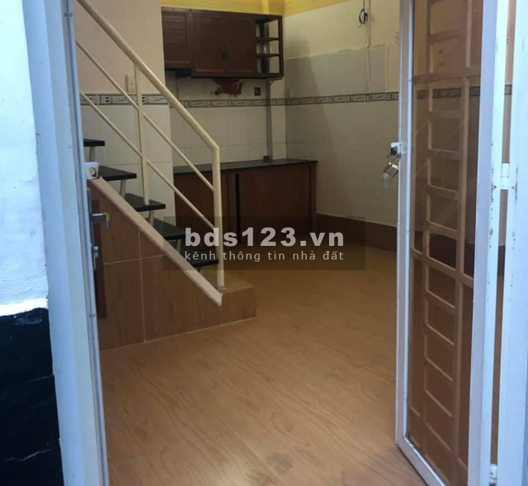 Bán nhà 5m MT Phạm Văn Đồng, P.11, BT 24m2(4.5x5) chỉ 2,8 tỷ TL