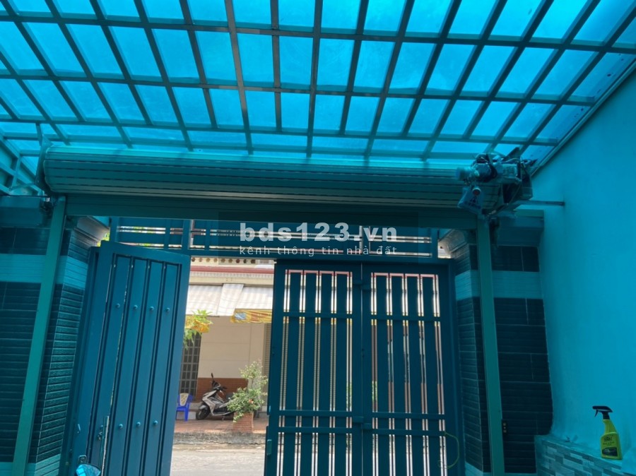 Bán nhà 4x18m, 2L, Mặt tiền Khu Tạ Quang Bửu, P5Q8