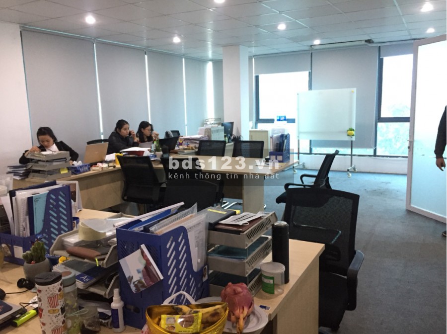 Cho thuê văn phòng quận Cầu Giấy giá 11 triệu/70m2