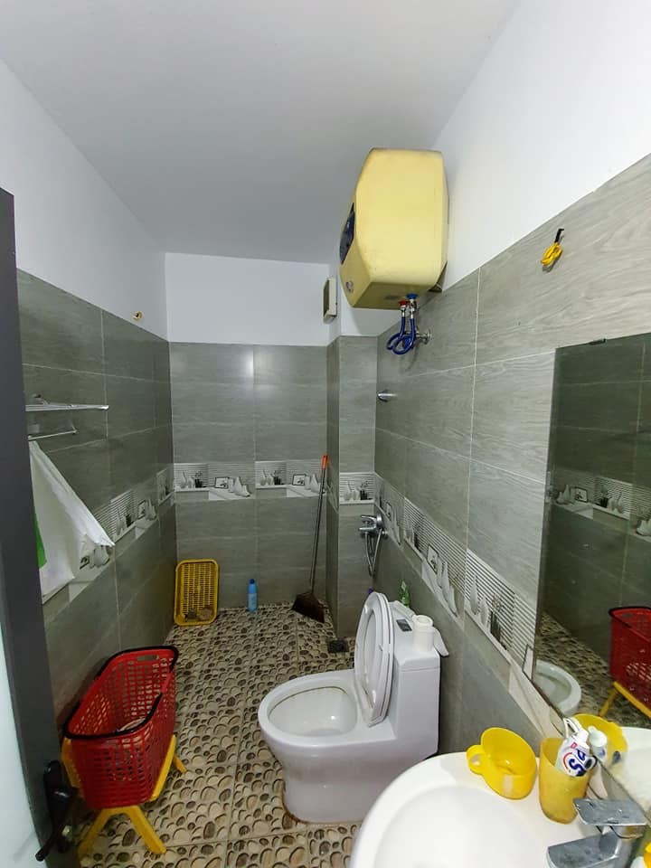 Căn duy nhất ngọc Thụy 32m2 x4 tầng, giá nhỉnh 2 tỷ, xây được 3 năm, rất mới