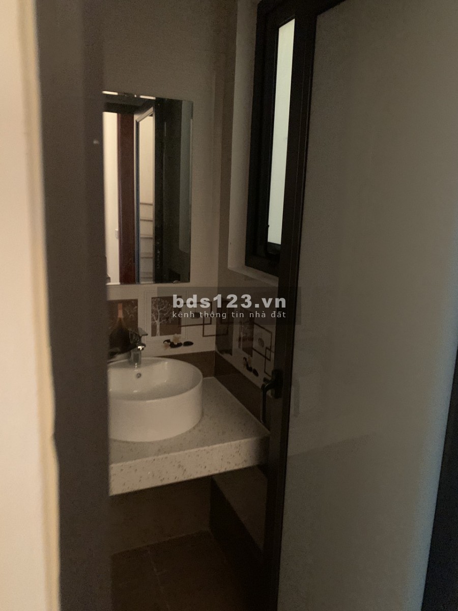 Chính chủ bán nhà Cầu Bươu- Thanh Trì 5 tầng giá 3,95 tỷ