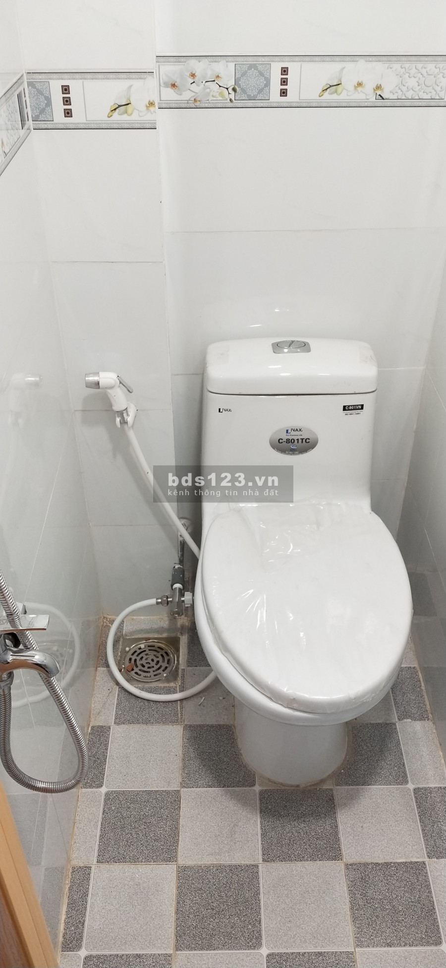 Nhà cho thuê nguyên căn - 53 m2, trung tâm quận Phú Nhuận