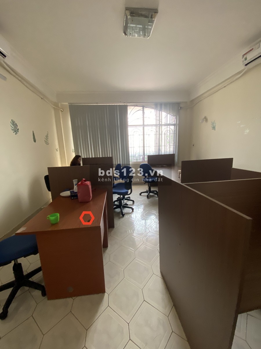 MT Nguyễn Bỉnh Khiêm 5x20, trệt lửng 3 lầu, 5pn, giá 29tr/tháng.