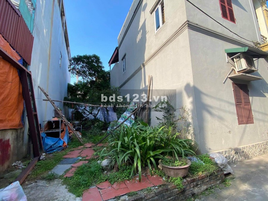 Bán đất Cửu Việt 2, Trâu Quỳ DT 74m2 đường thông 7 chỗ vào. LH 0983253436