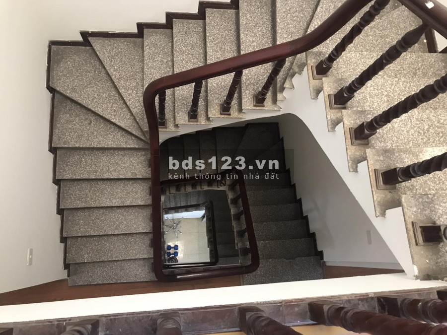 BÁN NHÀ 65M2 NGÕ 266 NGUYỄN VĂN CỪ