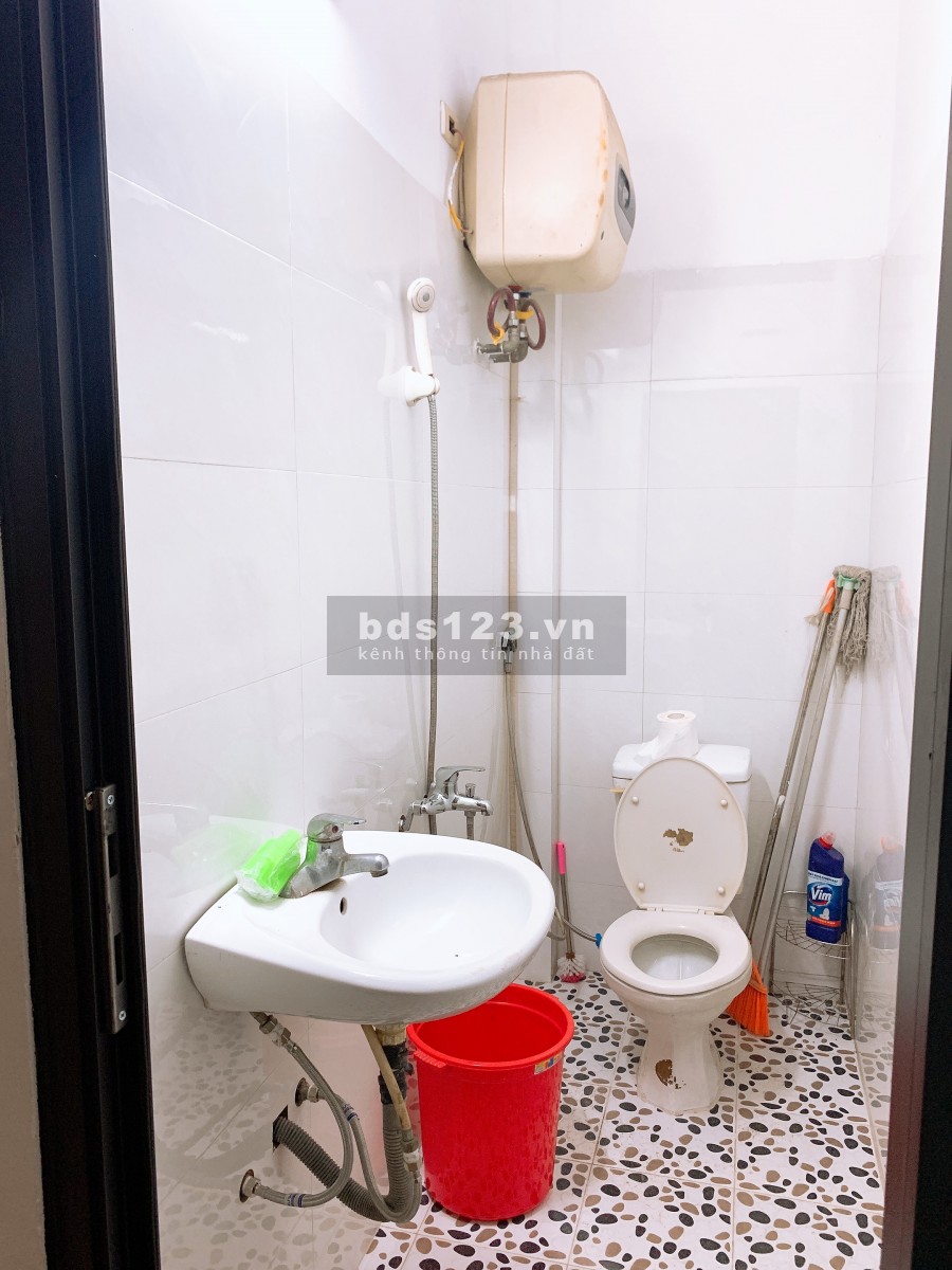 Cho thuê nhà quận Thanh Xuân, mới SC lại, full đồ giá chỉ vài triệu, lâu dài chính chủ!